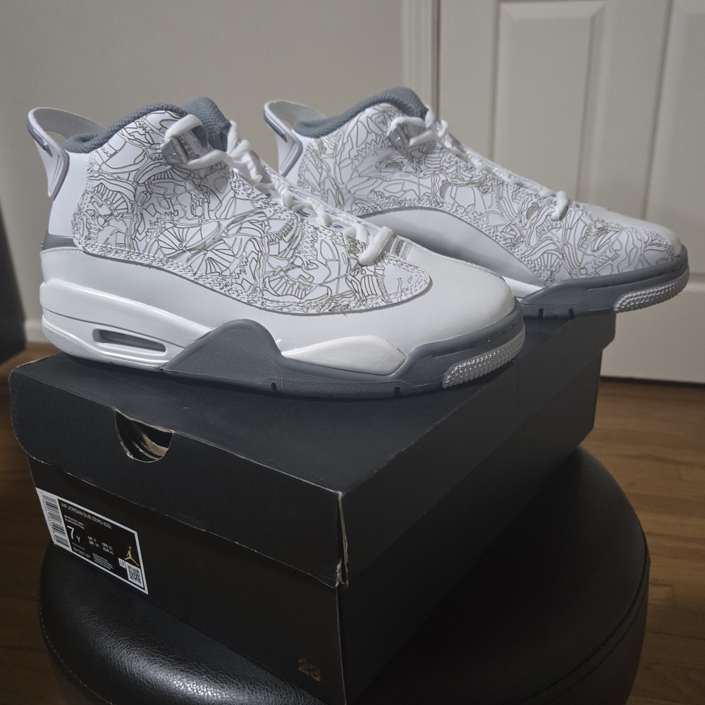 Nike Air Jordan Dub Zero - size 7Y - NEVER BEEN WORN...still in the box.